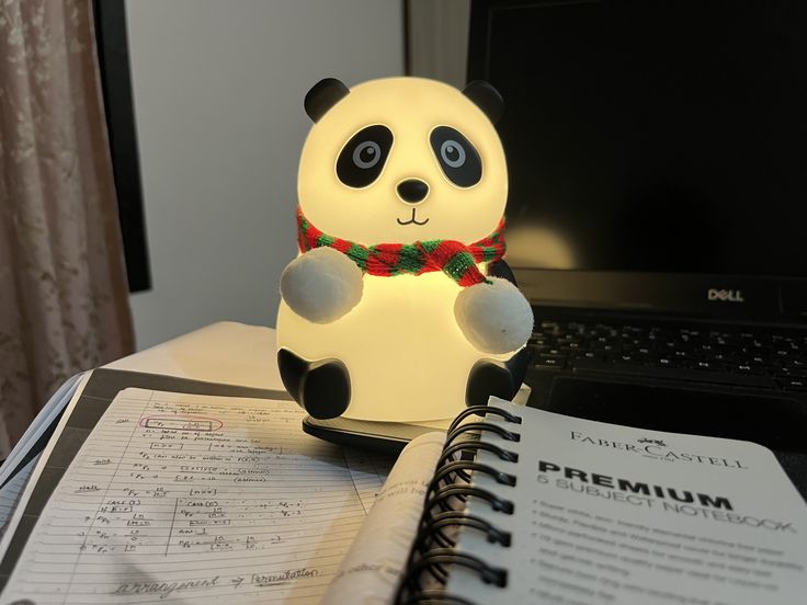 چراغ خواب سیلیکونی پاندا شال گردن